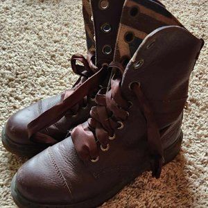 Dr Marten’s Elk Aimilie Oxblood Elk